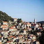 Malo Apartman Lastovo