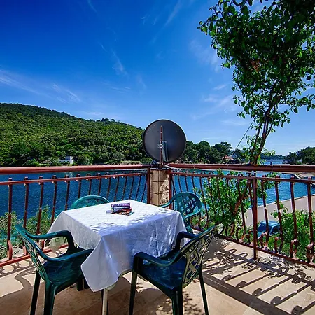 Malo Apartment
