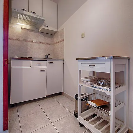 Apartment Malo Lastovo