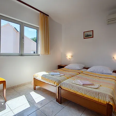 Malo Apartment *