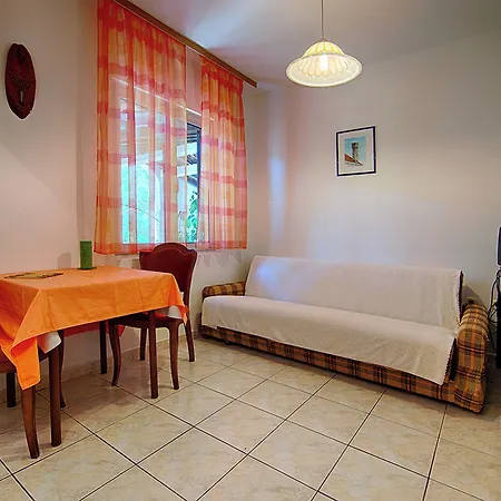 Apartment Malo