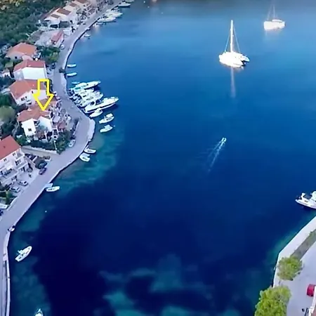 Malo * Lastovo