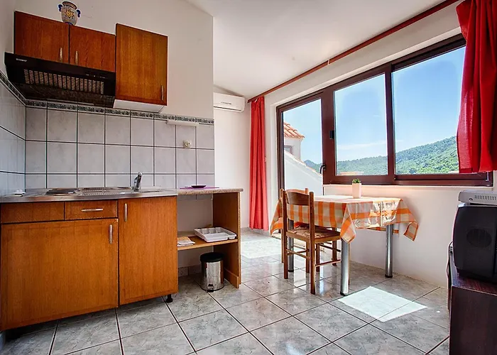 Malo Apartamento *